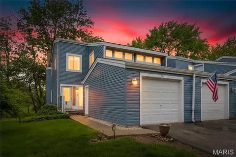 1021 Fairways Dr #1, Lake Saint Louis, MO 63367