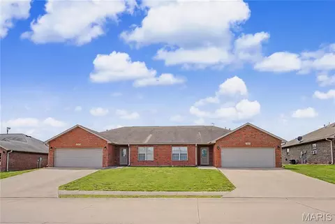 387389 W Deerwood Dr, Jackson, MO 63755