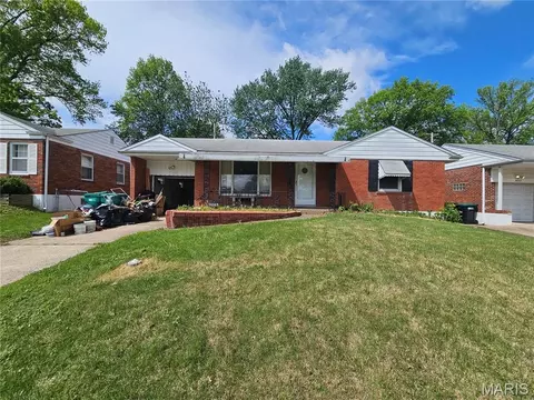 9243 Filibert Dr, Saint Louis, MO 63137