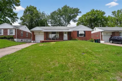 Exterior - 9243 Filibert Dr, Saint Louis, MO 63137 photo 2 of 8