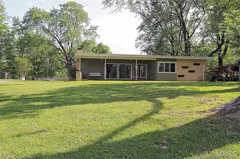 2618 Melrose Ave, Cape Girardeau, MO 63701