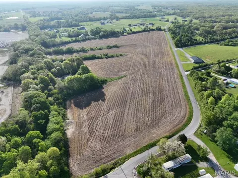 000 Linns Mill Rd, Troy, MO 63379