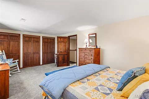 Bedroom - 525 Highway Dd, Cuba, MO 65453 photo 4 of 7