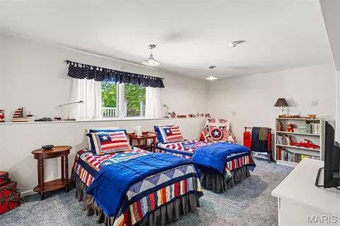 Bedroom - 525 Highway Dd, Cuba, MO 65453 photo 7 of 7