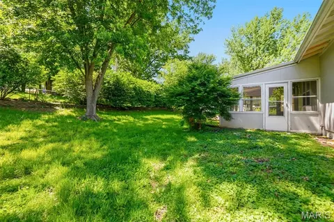 Exterior - 806 Pepper Ln, O'fallon, MO 63366 photo 9 of 9