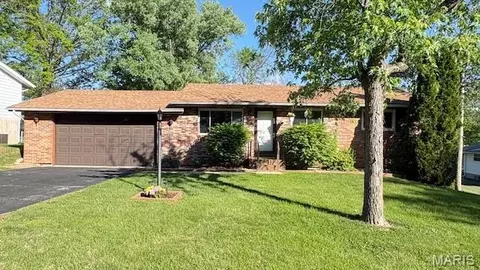 4312 Norcrest, Saint Louis, MO 63129