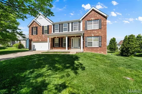 1117 Landing Place Dr, Lake Saint Louis, MO 63367