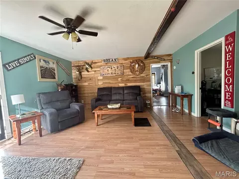 Other - 323 Shamrock Ln, Bourbon, MO 65441 photo 1 of 15