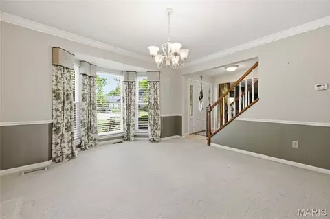 Dining - 1636 Daybreak Point Ct, Ballwin, MO 63021 photo 3 of 3