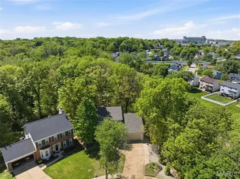 View/Area - 1636 Daybreak Point Ct, Ballwin, MO 63021 photo 1 of 3