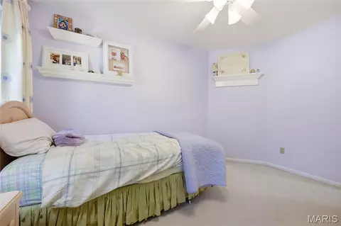 Bedroom - 1636 Daybreak Point Ct, Ballwin, MO 63021 photo 7 of 9