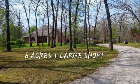 24473 B Remington Ln, Lebanon, MO 65536