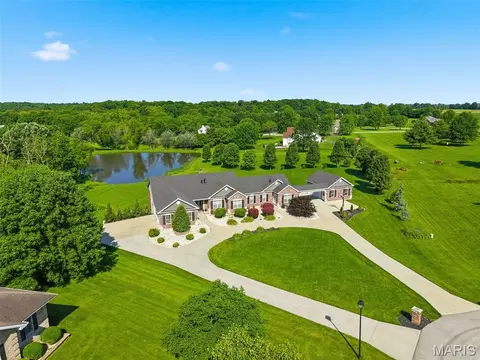 5 Prairie Circle Ct, O'fallon, MO 63366