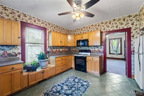 Kitchen - 203 E Mill St, Waterloo, IL 62298 photo 2 of 2