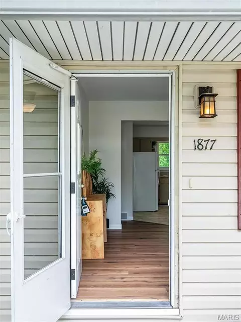 Entry Way - 1877 Forest Ln, Pacific, MO 63069 photo 1 of 1