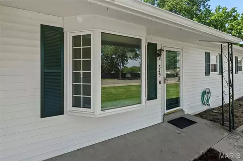 Exterior - 349 N West Ln, Jackson, MO 63755 photo 3 of 7