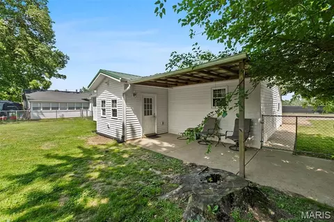 Exterior - 349 N West Ln, Jackson, MO 63755 photo 6 of 7