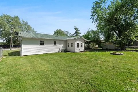 Exterior - 349 N West Ln, Jackson, MO 63755 photo 4 of 7