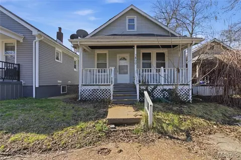 3860 Neosho St, Saint Louis, MO 63116