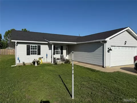 208 Kinder Ave, Sikeston, MO 63801