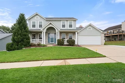 40 Kentucky Blue Ridge Ct, Saint Charles, MO 63303