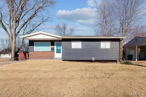 1155 Mullanphy Rd, Florissant, MO 63031