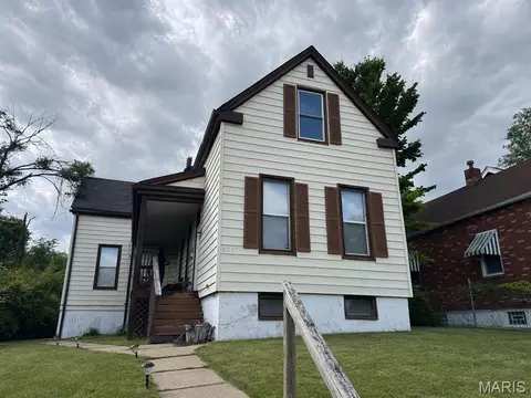 8551 Oriole Ave, Saint Louis, MO 63147