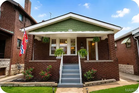 5123 Goethe Ave, Saint Louis, MO 63109