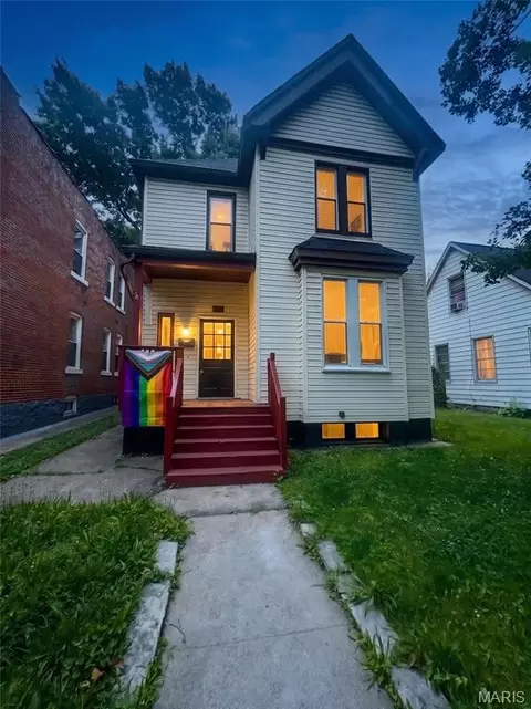 6216 Virginia Ave, Saint Louis, MO 63111