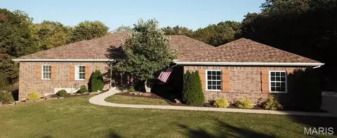 100 Quail Run Dr, Defiance, MO 63341