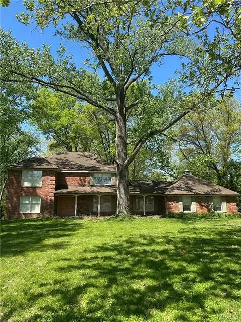 2055 N Ballas Rd #0, Des Peres, MO 63131