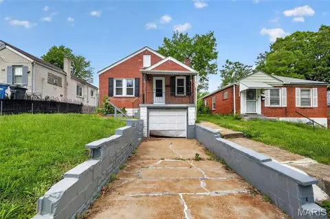 4115 Begg Blvd, Saint Louis, MO 63121
