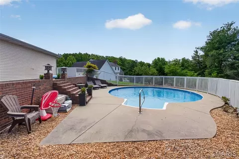 Exterior - 1401 Wedgewood Dr, Jackson, MO 63755 photo 13 of 22