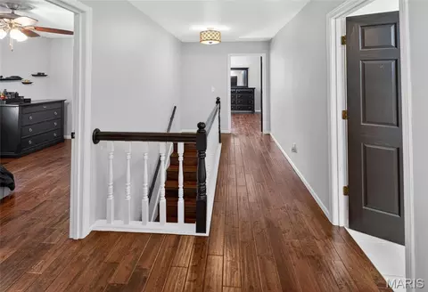 Entry Way - 1401 Wedgewood Dr, Jackson, MO 63755 photo 4 of 5