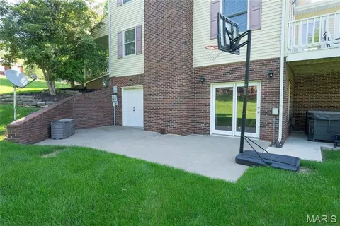 Exterior - 1401 Wedgewood Dr, Jackson, MO 63755 photo 8 of 22