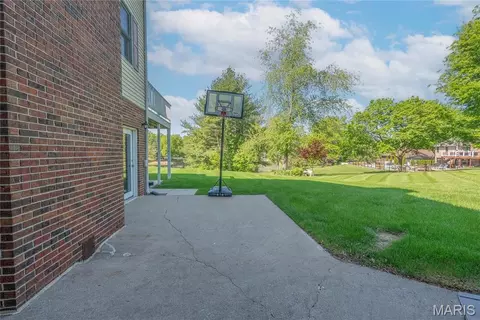 Exterior - 1401 Wedgewood Dr, Jackson, MO 63755 photo 9 of 22