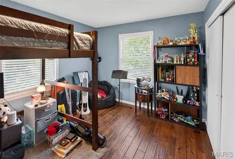 Bedroom - 1401 Wedgewood Dr, Jackson, MO 63755 photo 5 of 10