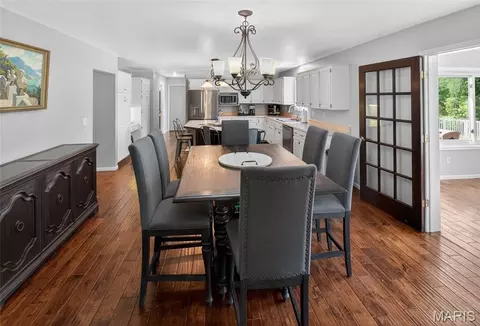 Dining - 1401 Wedgewood Dr, Jackson, MO 63755 photo 1 of 4
