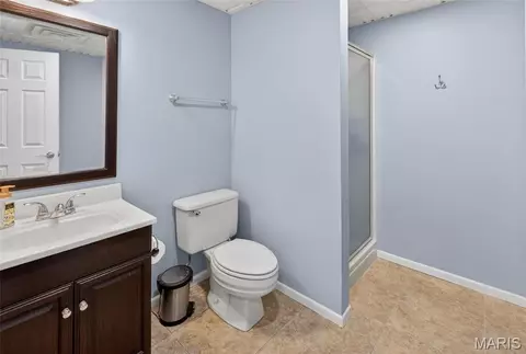 Bath - 1401 Wedgewood Dr, Jackson, MO 63755 photo 5 of 5