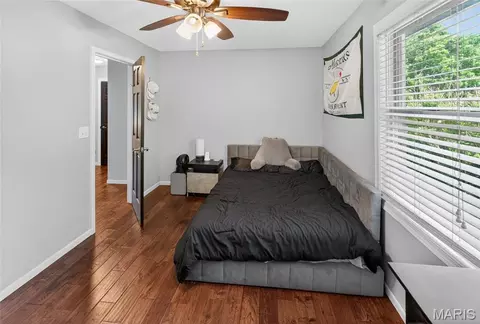 Bedroom - 1401 Wedgewood Dr, Jackson, MO 63755 photo 7 of 10