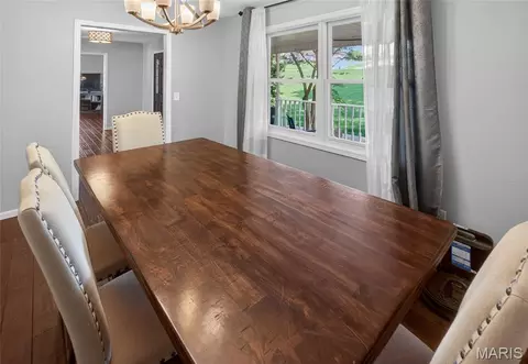 Dining - 1401 Wedgewood Dr, Jackson, MO 63755 photo 4 of 4