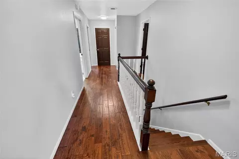 Entry Way - 1401 Wedgewood Dr, Jackson, MO 63755 photo 3 of 5