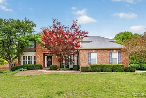 2917 Bridle Ln, Swansea, IL 62226