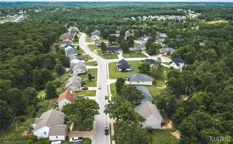 View/Area - 113 Ridgeview Dr, Saint Robert, MO 65584 photo 2 of 8