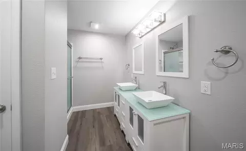 Bath - 113 Ridgeview Dr, Saint Robert, MO 65584 photo 1 of 3