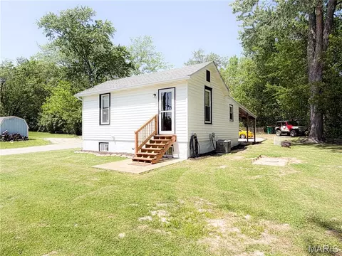 1121 2nd Ave, Belleville, IL 62220