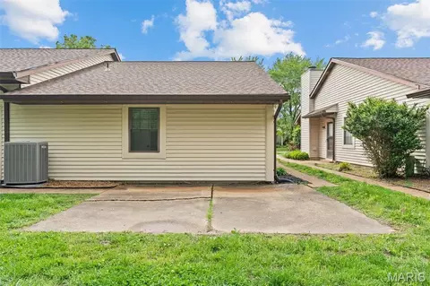 Exterior - 26 Rabbit Trail Dr, Washington, MO 63090 photo 2 of 5