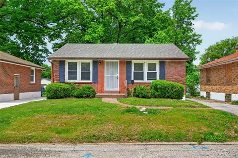 4607 Seattle St, Saint Louis, MO 63121