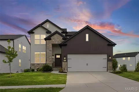 167 Mora Blvd #O, O'fallon, MO 63368