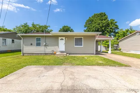 2013 Arkansas Ave, Poplar Bluff, MO 63901